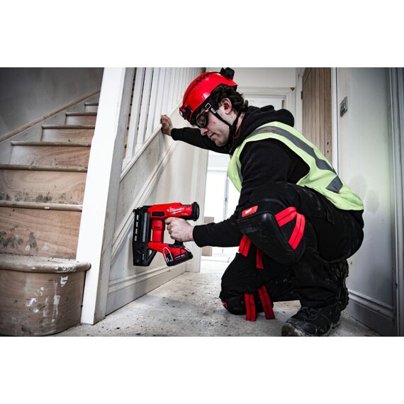 Аккумуляторный гвоздезабиватель Milwaukee M18 FN16GS-0X - 4933493353, внеший вид, изображение 3