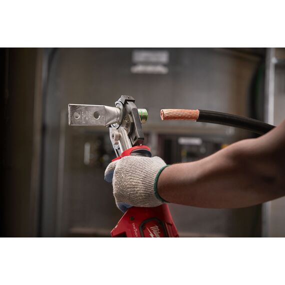 Аккумуляторный гидравлический инструмент для опрессовки кабеля Milwaukee M18 HCCT-201C - 4933451194, внеший вид, изображение 13