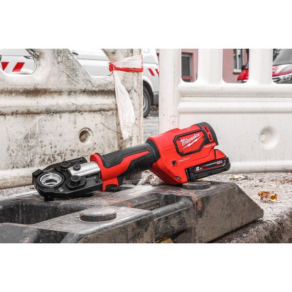 Аккумуляторный гидравлический инструмент для опрессовки кабеля Milwaukee M18 HCCT-201C - 4933451194, внеший вид, изображение 19