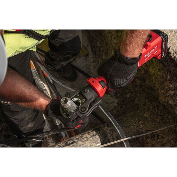 Аккумуляторный гидравлический инструмент для обжима кабеля Milwaukee M18 ONEHCCT60-202C - 4933479684, Модель: M18 ONEHCCT60-202C, внеший вид, изображение 12