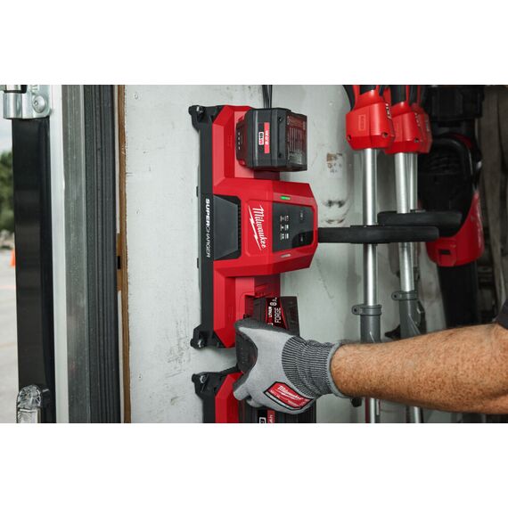 Зарядное устройство Milwaukee M18 MDBSC - 4932498557, внеший вид, изображение 5