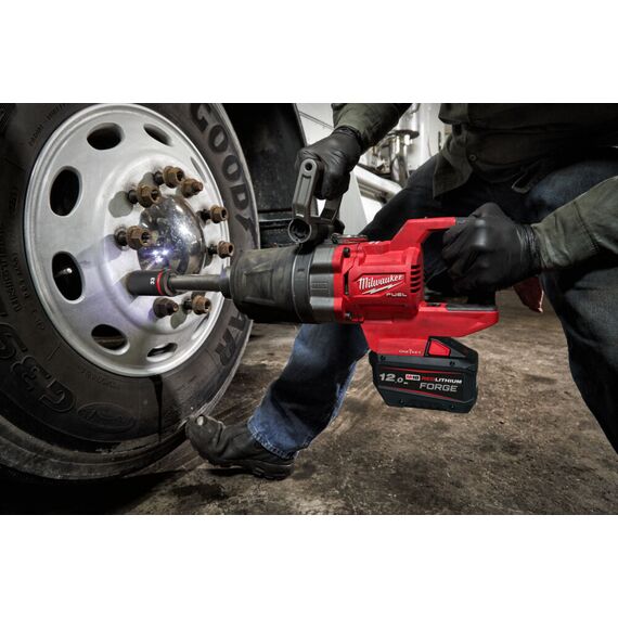 Аккумуляторный импульсный гайковерт Milwaukee M18 ONEFHIWF1D-121C-II с удлинённым шпинделем - 4933499251, Модель: M18 ONEFHIWF1D-121C-II, внеший вид, изображение 7