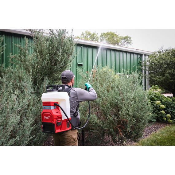 Ранцевый опрыскиватель Milwaukee M18 BBPFP2-301 - 4933498962, Модель: M18 BBPFP2-301, внеший вид, изображение 15