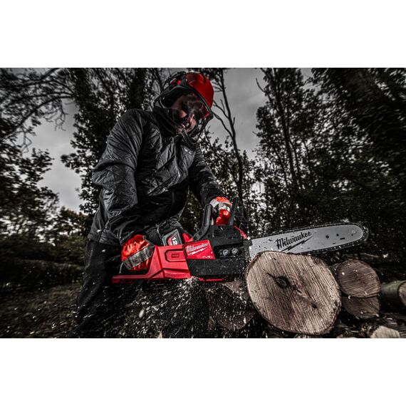 Аккумуляторная цепная пила Milwaukee M18 FCHSC-122 - 4933499219, Модель: M18 FCHSC-122, внеший вид, изображение 2