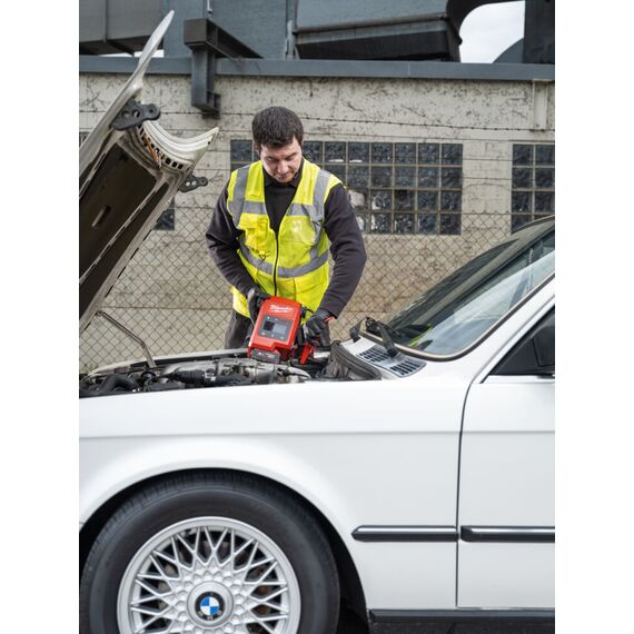 Пусковое устройство для автомобиля Milwaukee JUMP STARTER M18 JS2000-0 - 4933498026, внеший вид, изображение 19