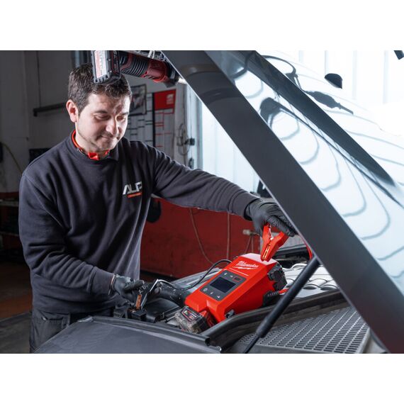 Пусковое устройство для автомобиля Milwaukee JUMP STARTER M18 JS2000-0 - 4933498026, внеший вид, изображение 11