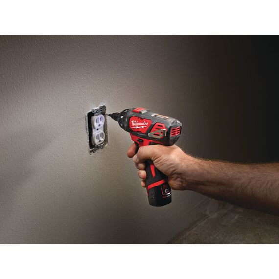 Аккумуляторный винтоверт Milwaukee M12 BSD-0 - 4933447135, Модель: M12 BSD-0, фото, изображение 4 Аккумуляторный винтоверт Milwaukee M12 BSD-0 - 4933447135, Модель: M12 BSD-0, внеший вид, изображение 4