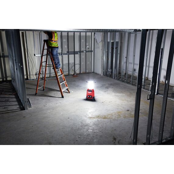 Аккумуляторный фонарь Milwaukee M18 ONESLDP-0 - 4933459160, внеший вид, изображение 8