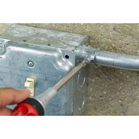 Универсальная отвертка с трещоткой Milwaukee 10 IN 1 RATCHET MULTI-BIT SCREWDRIVER-UNIVERSAL - 48222311, Модель: 10 IN 1 RATCHET MULTI-BIT SCREWDRIVER-UNIVERSAL, Длина (мм): 152, внеший вид, изображение 4