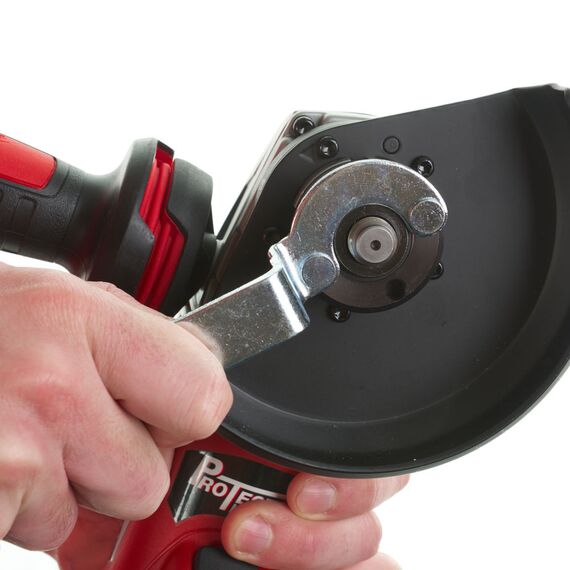 Углошлифовальная машина Milwaukee AGV 12-125 XPD Kit - 4933433855, внеший вид, изображение 3