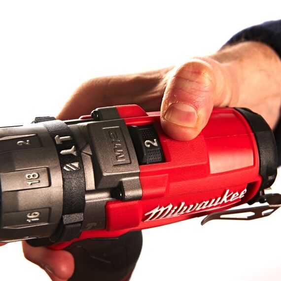 Аккумуляторная ударная дрель-шуруповерт Milwaukee M12 CPD-202C - 4933440370, Модель: M12 CPD-202C, внеший вид, изображение 7