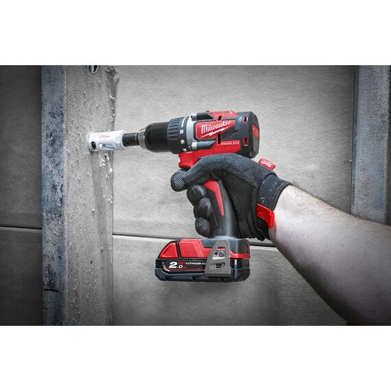 Аккумуляторная дрель-шуруповерт Milwaukee M18 CBLDD-202C - 4933464317, Модель: M18 CBLDD-202C, внеший вид, изображение 4