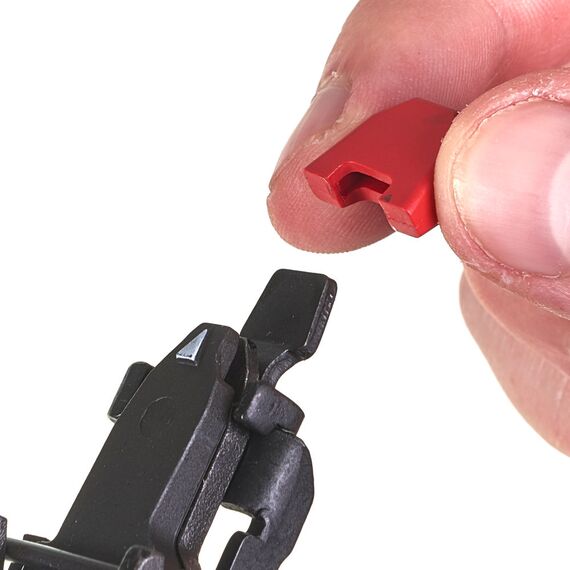 Аккумуляторный гвоздезабиватель Milwaukee M18 FUEL™ FN18GS-0X - 4933471409, Модель: M18 FUEL™ FN18GS-0X, внеший вид, изображение 7