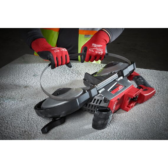 Перчатки рабочие Milwaukee CUT LEVEL 3 10／XL - 4932471422, Модель: CUT LEVEL 3 10／XL, внеший вид, изображение 2