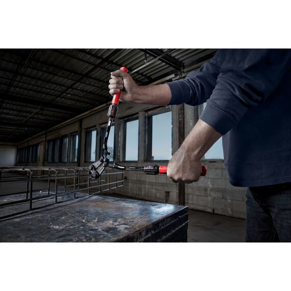 Болторез с телескопической рукояткой Milwaukee EXTENDABLE BOLT CUTTER 61-76 CM - 4932464851, внеший вид, изображение 2