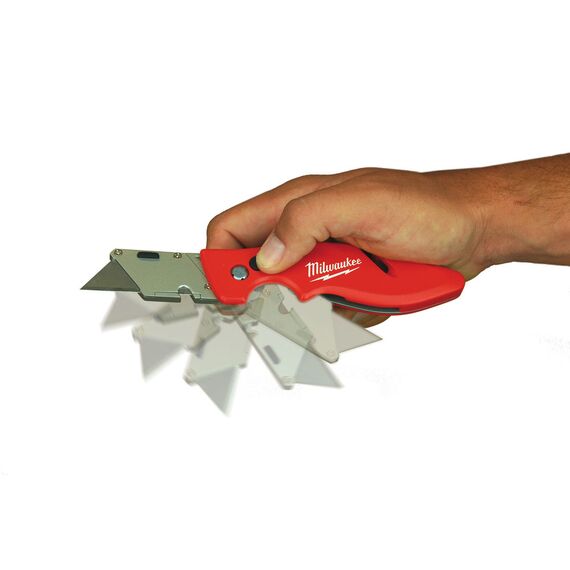 Многофункциональный складной нож со сменными лезвиями Milwaukee FASTBACK™ FLIP UTILITY KNIFE с отсеком для хранения лезвий - 48221901, внеший вид, изображение 5