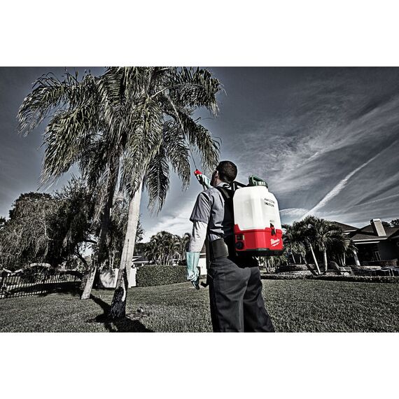 Опрыскиватель Milwaukee M18 BPFP-CST SWITCH TANK™ с емкостью 15 л для химии - 4933464964, Модель: M18 BPFP-CST, внеший вид, изображение 7