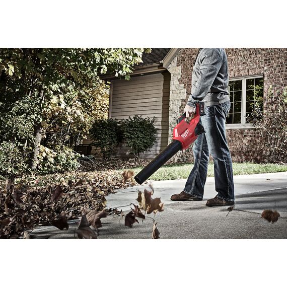 Аккумуляторная воздуходувка Milwaukee M18 FBL-0 - 4933459825, Модель: M18 FBL-0, фото, изображение 3 Аккумуляторная воздуходувка Milwaukee M18 FBL-0 - 4933459825, Модель: M18 FBL-0, внеший вид, изображение 3