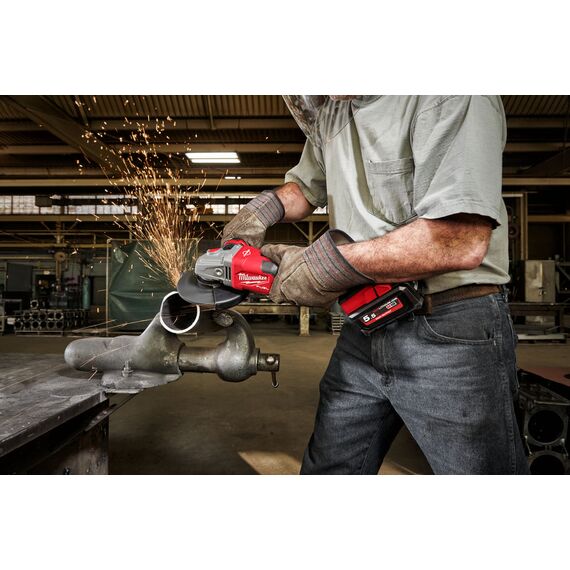 Аккумуляторная углошлифовальная машина Milwaukee M18 FHSAG125XB-552X - 4933471079, Модель: M18 FHSAG125XB-552X, внеший вид, изображение 6