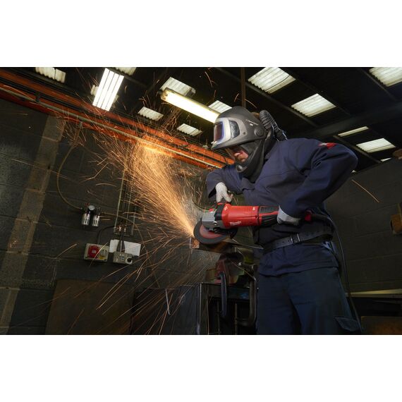 Углошлифовальная машина Milwaukee AGVKB 24-230 EKX DMS KIT - 4933471465, фото, изображение 12 Углошлифовальная машина Milwaukee AGVKB 24-230 EKX DMS KIT - 4933471465, внеший вид, изображение 12