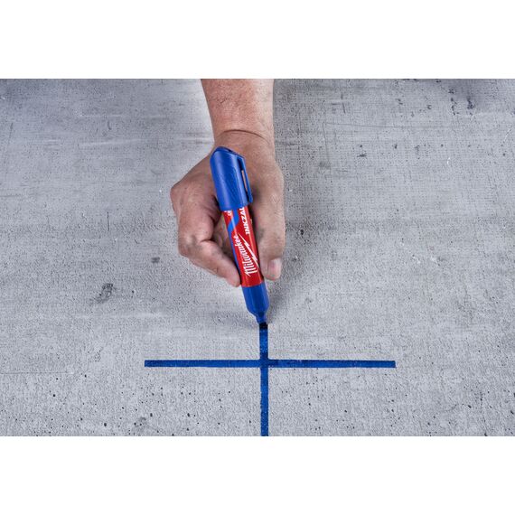 Маркер для стройплощадки Milwaukee INKZALL™ blue chisel tip marker L - 4932471557, фото, изображение 5 Маркер для стройплощадки Milwaukee INKZALL™ blue chisel tip marker L - 4932471557, внеший вид, изображение 5