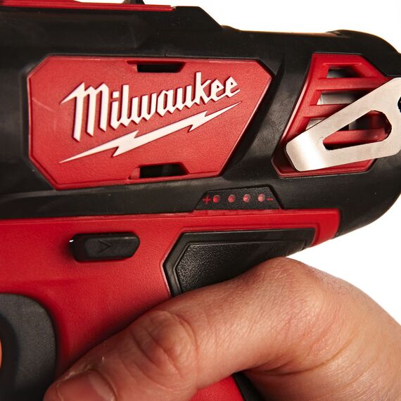 Аккумуляторная ударная дрель-шуруповерт Milwaukee M12 BPD-202C - 4933441940, Модель: M12 BPD-202C, внеший вид, изображение 11