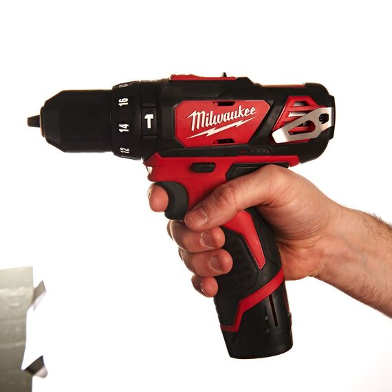 Аккумуляторная ударная дрель-шуруповерт Milwaukee M12 BPD-202C - 4933441940, Модель: M12 BPD-202C, внеший вид, изображение 5