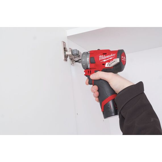 Аккумуляторная ударная дрель-шуруповерт со сменным патроном Milwaukee M12 FPDX-202X - 4933464136, Модель: M12 FPDX-202X, фото, изображение 12 Аккумуляторная ударная дрель-шуруповерт со сменным патроном Milwaukee M12 FPDX-202X - 4933464136, Модель: M12 FPDX-202X, внеший вид, изображение 12