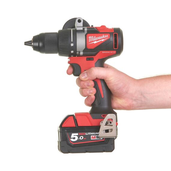 Аккумуляторная бесщеточная дрель-шуруповерт Milwaukee M18 BLDD2-502X - 4933464515, Модель: M18 BLDD2-502X, внеший вид, изображение 3