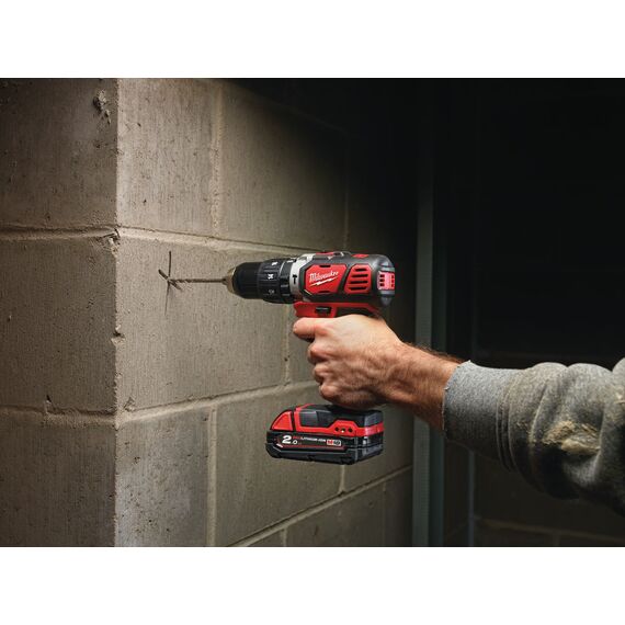 Аккумуляторная ударная дрель-шуруповерт Milwaukee M18 BPD-202C - 4933443515, Модель: M18 BPD-202C, внеший вид, изображение 11