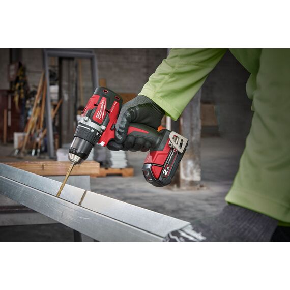 Аккумуляторная дрель-шуруповерт Milwaukee M18 CBLDD-202C - 4933464317, Модель: M18 CBLDD-202C, внеший вид, изображение 5