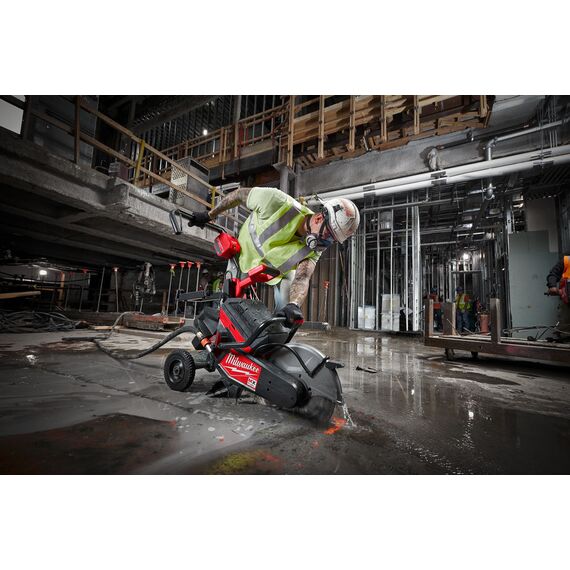 Отрезная машина - бетонорез Milwaukee MX FUEL MXF COS350-601 - 4933471833, Модель: MX FUEL MXF COS350-601, внеший вид, изображение 5