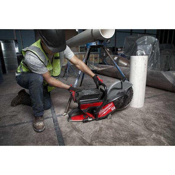 Отрезная машина - бетонорез Milwaukee MX FUEL MXF COS350-601 - 4933471833, Модель: MX FUEL MXF COS350-601, внеший вид, изображение 23