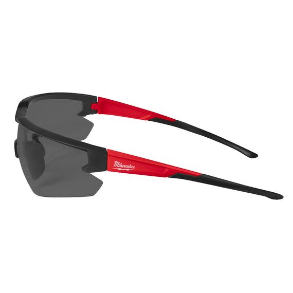 Очки защитные Milwaukee TINTED SAFETY GLASSES - 4932471882, Модель: SAFETY TINTED, Цвет: Затемненные, внеший вид, изображение 2